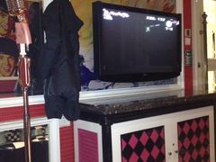 -自由港KTV(王子公主金平店)