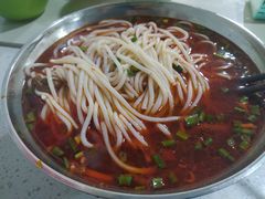 -小倪羊肉米线馆