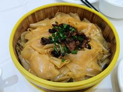 豆豉鼓鱼蒸陈村粉-君德澜酒家·创意粤菜(金山谷店)