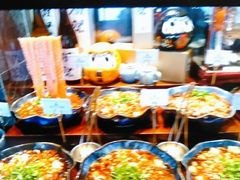 -雍容荟帝王蟹活龙虾展台自助(IFS黑金店)