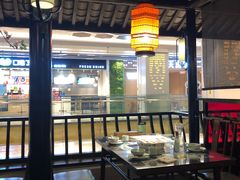 大堂-卢大鲜鱼头捞饭(美利广场店)