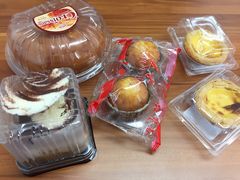 -红宝石·鲜奶小方·海派西点房(南丹店)