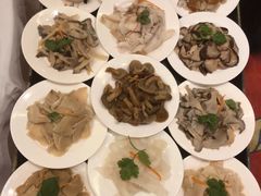 -天宜隆蘑菇宴火锅(石景山旗舰店)