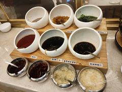 -东方饺子王(新奥购物中心店)