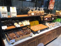 面包甜点陈列柜-津乐园(佳荣里店)
