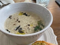 -Mark&Mars Restaurant