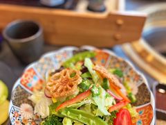 -铭牛烧肉·和牛海鲜自助(高新月牙湖店)
