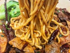 -方铲铲·成都板凳面(滨江银泰店)