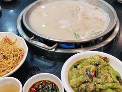 -老来福·非遗酸汤兔(凯旋路店)