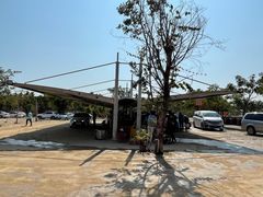 -一嗨租车(凤凰机场店)