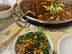 -佬缸炮江湖川菜(玉林店)