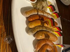 -1886德国汽车餐厅(外滩十六铺码头店)