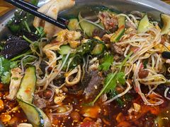 -周良天山牛杂城(天山路总店)