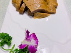 -启东海鲜人家(古美路店)