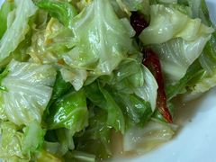 爆炒卷心菜-三居鲁味坊黄焖鸡(山大路店)