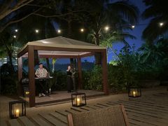 -三亚艾迪逊酒店·海滩烧烤 BARBACOA·现场乐队·浪漫晚餐·烧烤海鲜