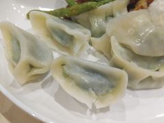 素三鲜饺子-梦航彩虹之约自助餐厅(华府天地店)