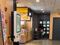 -麦当劳(伟城广场店)