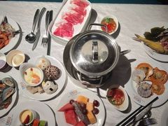 -领鲜活海鲜榴莲自助火锅(东门店)