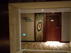 -杭州海外海皇冠大酒店