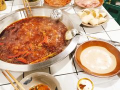 红锅-老街坊市井火锅(营门口店)