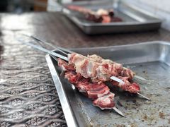 -烤肉小伙烤肉店