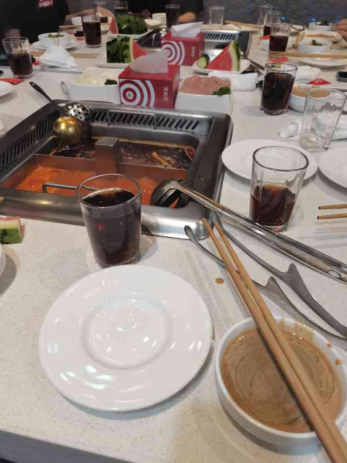又来海底捞解馋啦海悦天地这家店环境不错的也蛮大去的时候人已经很满