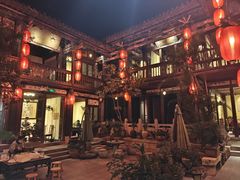 -香满楼.建水老宅院