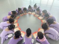 -小荧星艺校(浦东中环分校)