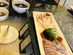 -东西风牛排馆周末烧烤自助(首都机场希尔顿店)
