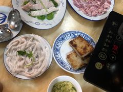 -华哥新鲜猪精品美食