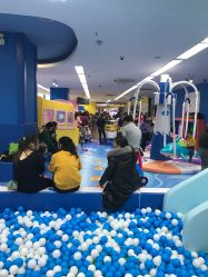 -孩子王童乐园(马群店)