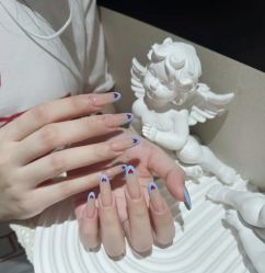 -桃色美甲沙龙