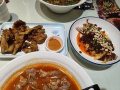 -茶花妹子云南餐厅(传媒大学店)