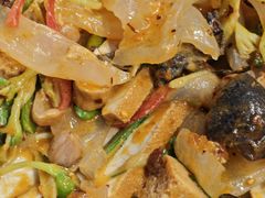-亚伟瓦罐面美食城(淇县总店)