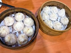 -莱莱小笼·乔艾