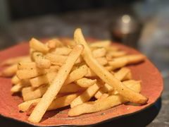 -LESCEDARS Brasserie Bistro香柏树