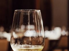 雷司令白葡萄酒-广州文华东方酒店·江-由辉师傅主理