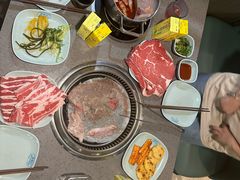 -金滏山烤肉·海鲜·火锅自助餐厅(襄阳万达店)