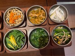 -银米·云南传统过桥米线(双廊黑金冠店)