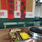 夏天的傍晚，就应该烤个肉喝小酒儿