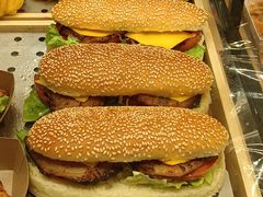 鸡肉堡-琳琅烘焙蛋糕店(丽城店)