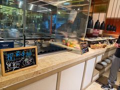 -大中华希尔顿酒店-念自助餐·嗨啤·小龙虾