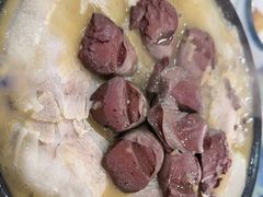 -鹤乡东北菜(崮山路店)