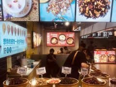 -八一路好吃街(雨田商务大厦店)