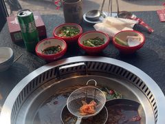 -醉董牛川派鲜肉自选火锅(烟台店)