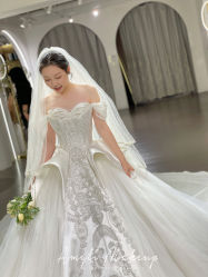 -艾米丽婚纱礼服