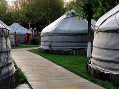 -九十九顶毡房(阜石路店)