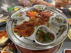 -允辛家·自助泥炉烤肉(九亭店)