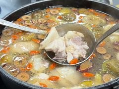 -盛得农家美食·无花果浸鸡·古法烧鸡·竹筒饭(白水寨森林海店)